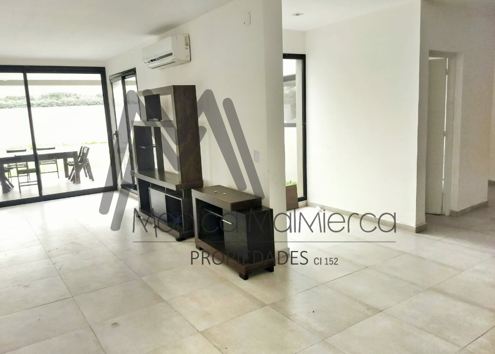 VENDO EXCELENTE CASA COUNTRY DEL PILAR CON PILETA — foto 5