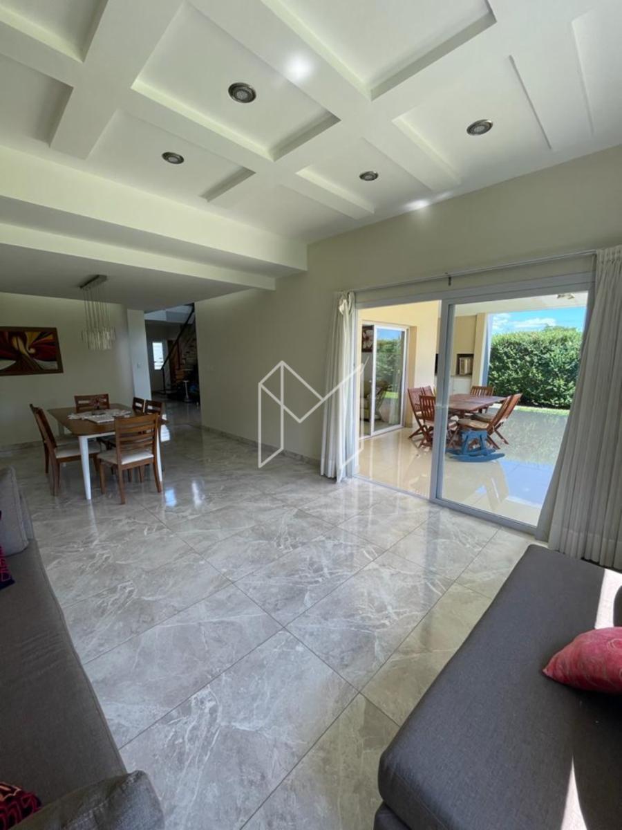 EN VENTA CASA DE 4 DORMITORIOS EN BARRIO CERRADO PLAZA PERU — foto 3