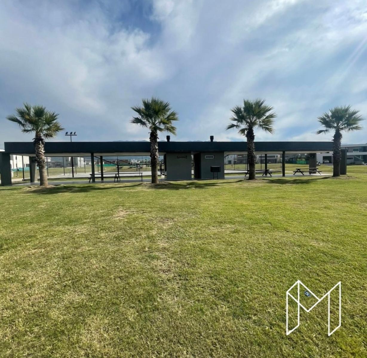 EN VENTA LOTES EN COUNTRY THE POINT - 1