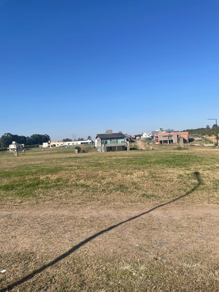 EN VENTA LOTE DE 655 m2 EN COUNTRY PORTAL DEL SOL, LOS NOGALES — foto 3