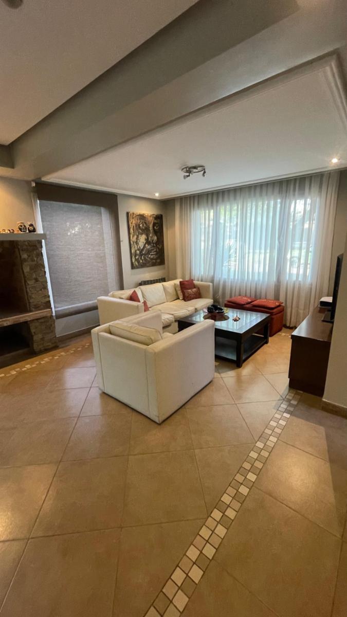 EN VENTA CASA DE TRES DORMITORIOS EN NUEVO COUNTRY DEL GOLF — foto 3
