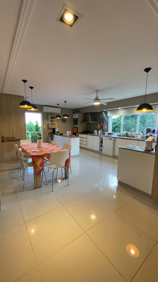 EN VENTA CASA DE 4 DORMITORIOS EN COUNTRY LAS YUNGAS — foto 4