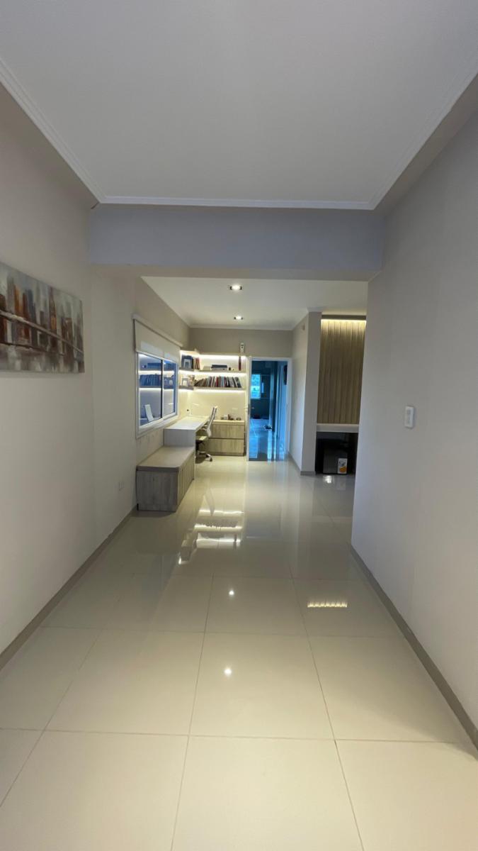EN VENTA CASA DE 4 DORMITORIOS EN COUNTRY LAS YUNGAS — foto 9