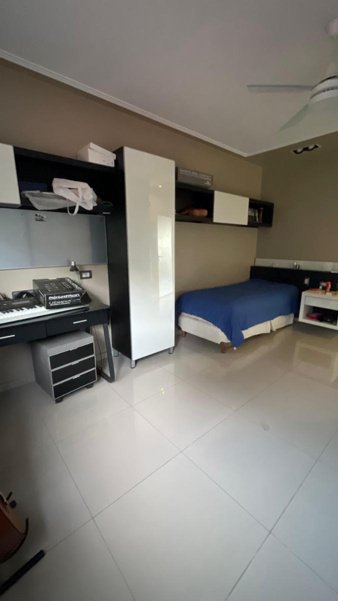 EN VENTA CASA DE 4 DORMITORIOS EN COUNTRY LAS YUNGAS — foto 10
