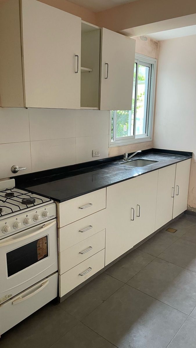 EN VENTA PROPIEDAD DE DUPLEX DOS DORMITORIOS EN YERBA BUENA — foto 6