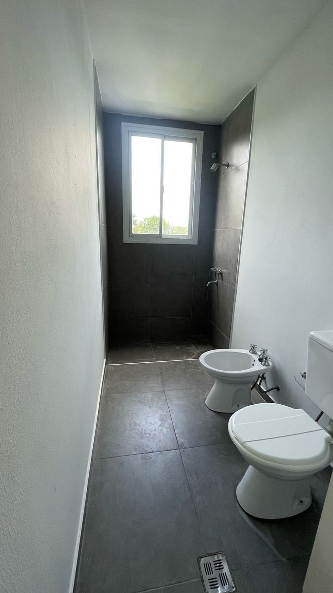 EN VENTA PROPIEDAD DE DUPLEX DOS DORMITORIOS EN YERBA BUENA — foto 13
