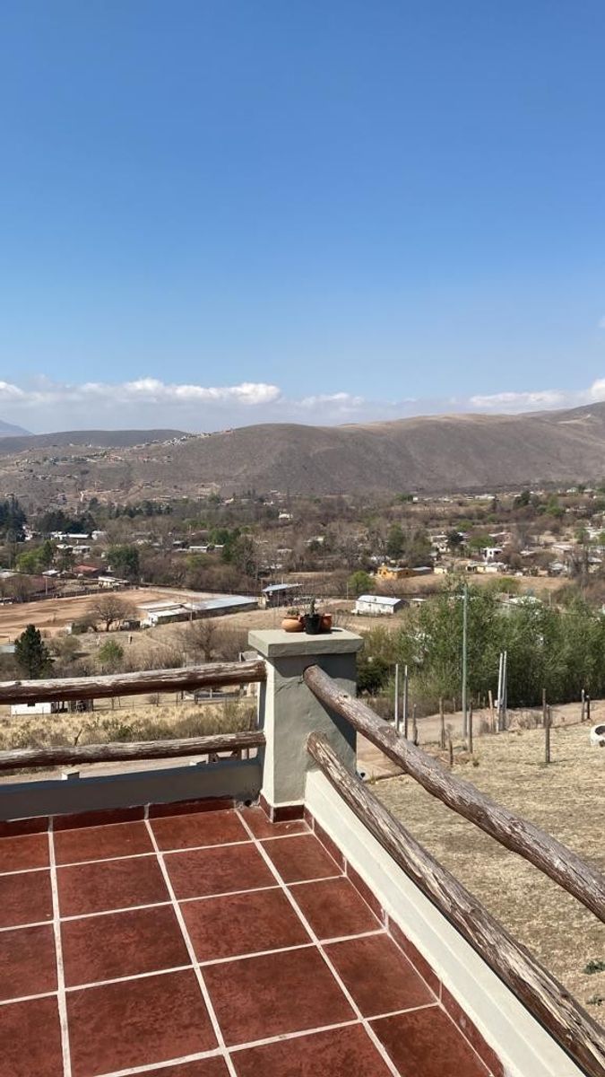EN VENTA CASA DE TRES DORMITORIOS EN LA OVEJERIA TAFI DEL VALLE — foto 2