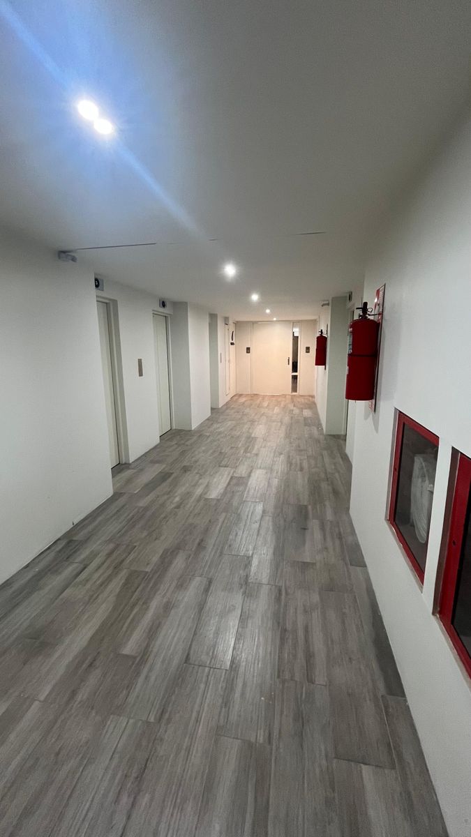 Oficina en venta a estrenar 65 m² con cochera.Centro Tucumán - 2