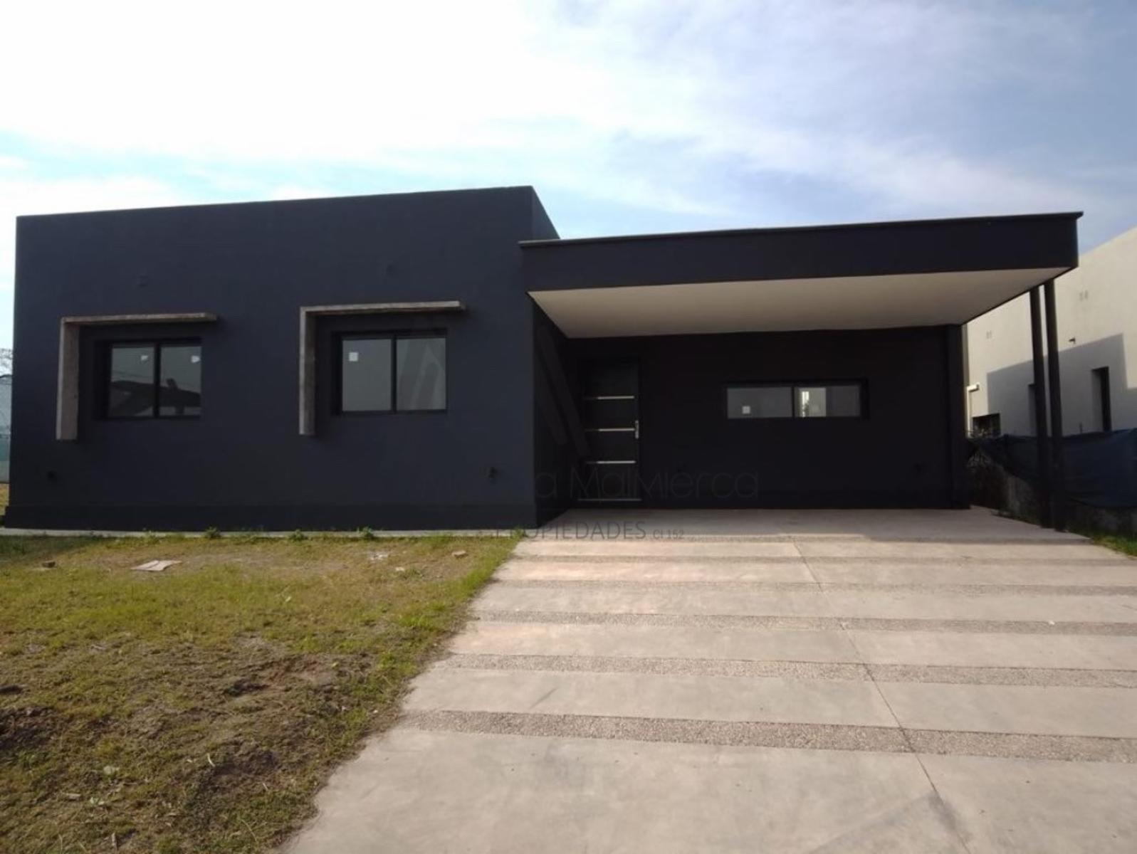 VENTA CASA DE 3 DORMITORIOS EN ALTOS DEL CEVIL II