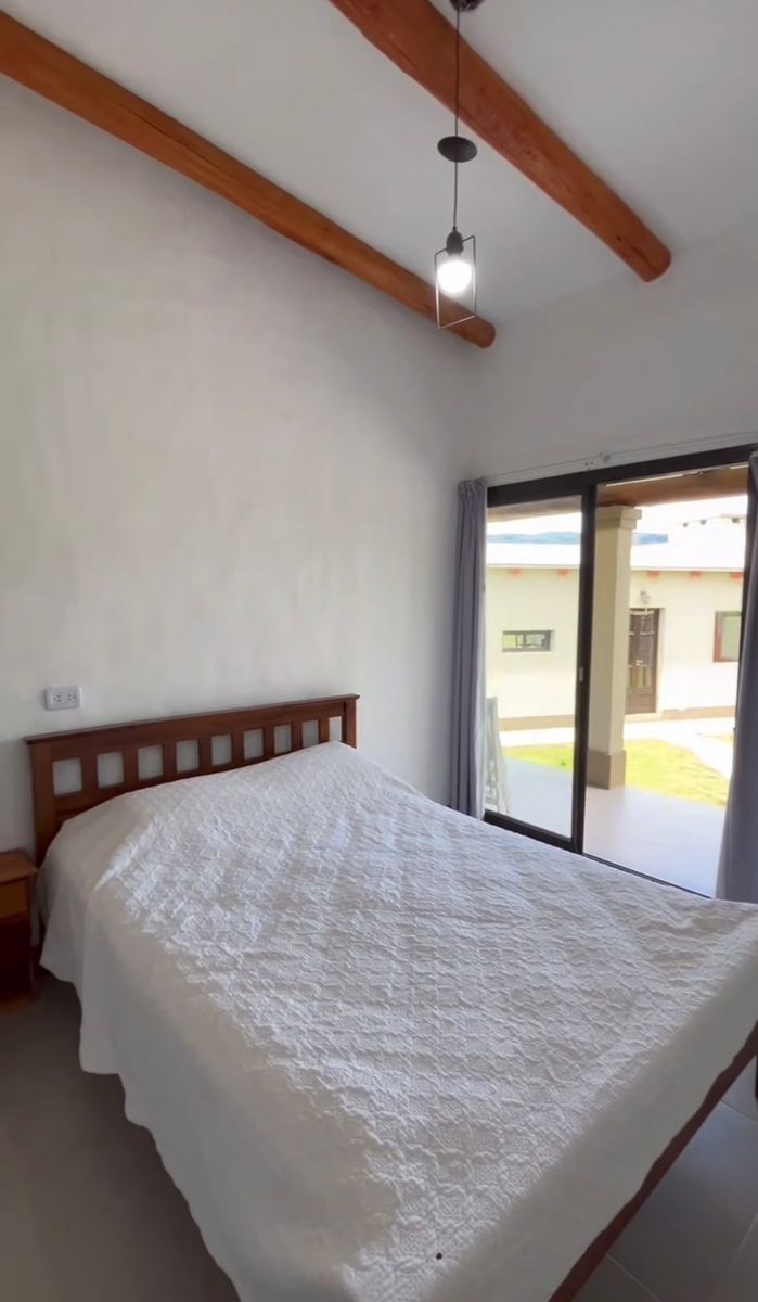 ALQUILER ANUAL EN TAPIA CASA CON PILETA MÁS CABAÑA INDEPENDIENTE - 24