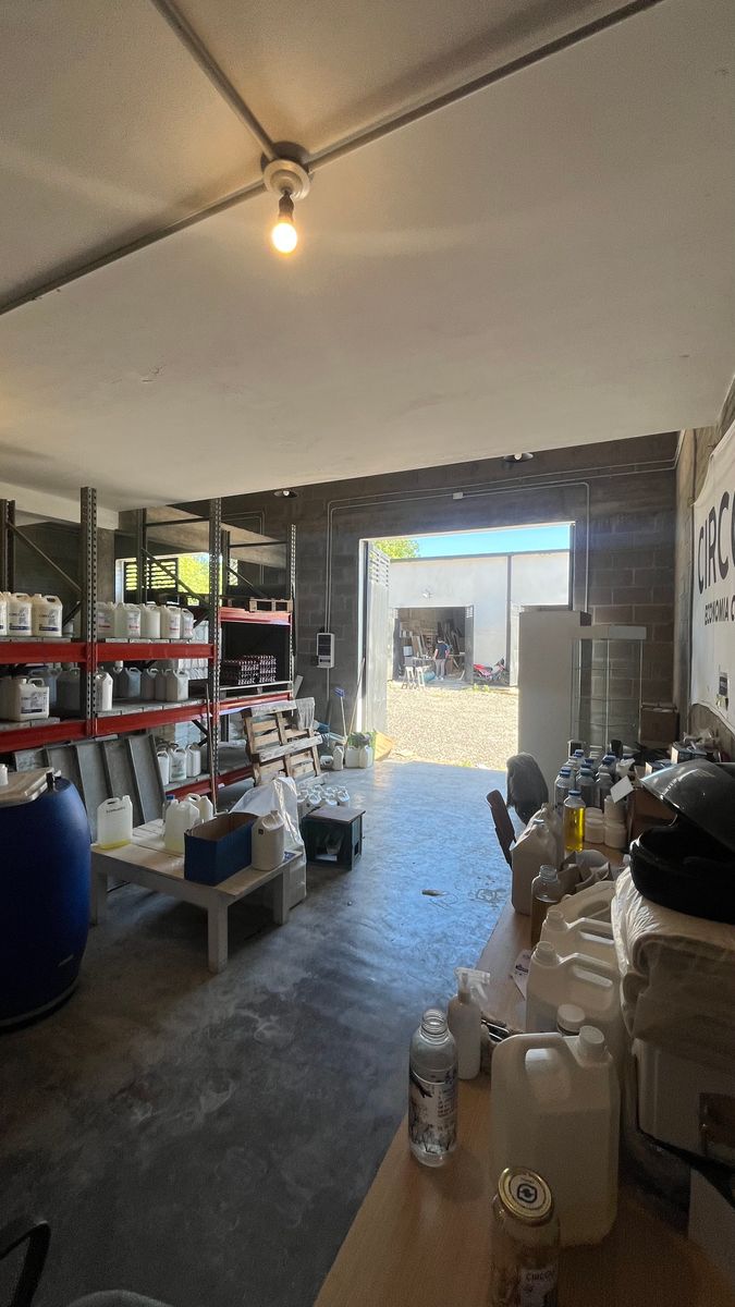 VENTA DOS GALPONES CONTIGUOS EN YERBA BUENA - 2