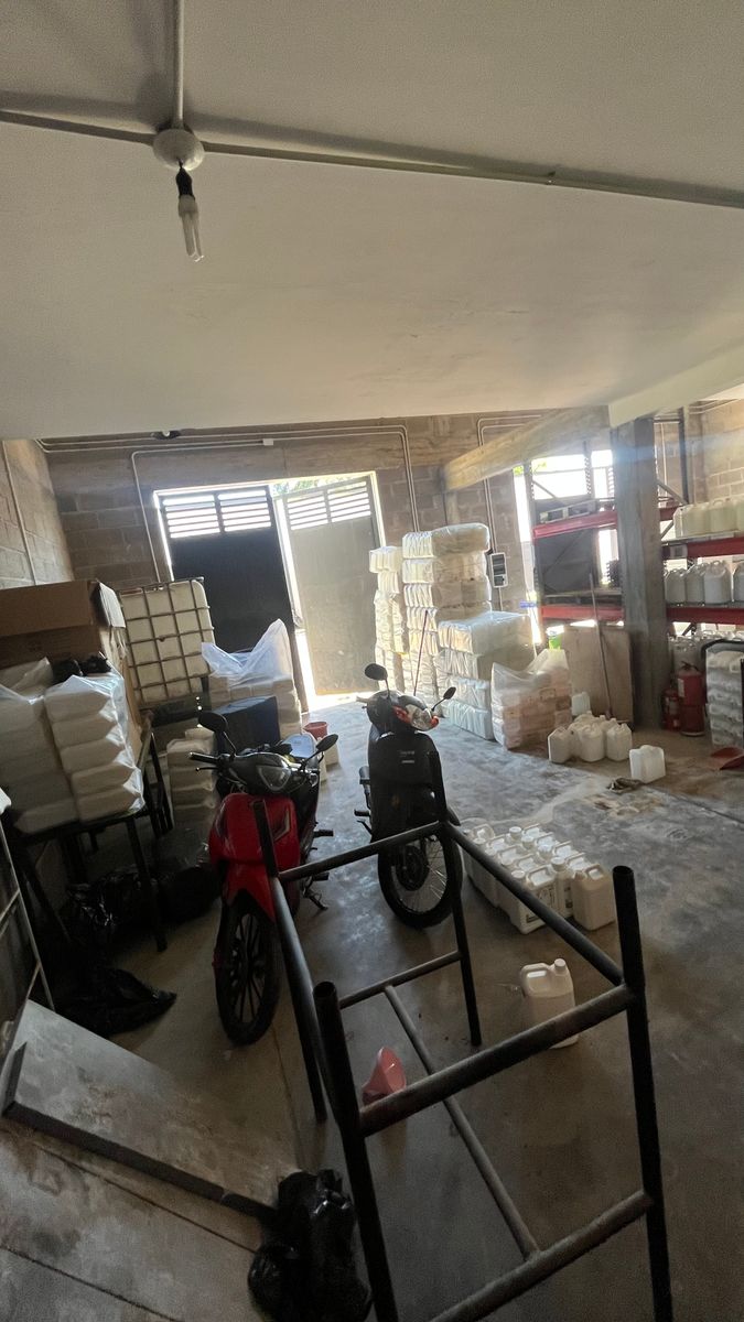 VENTA DOS GALPONES CONTIGUOS EN YERBA BUENA - 9