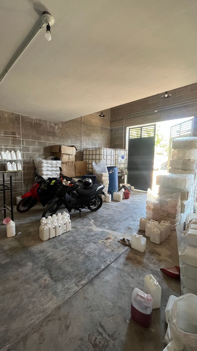 VENTA DOS GALPONES CONTIGUOS EN YERBA BUENA - 12