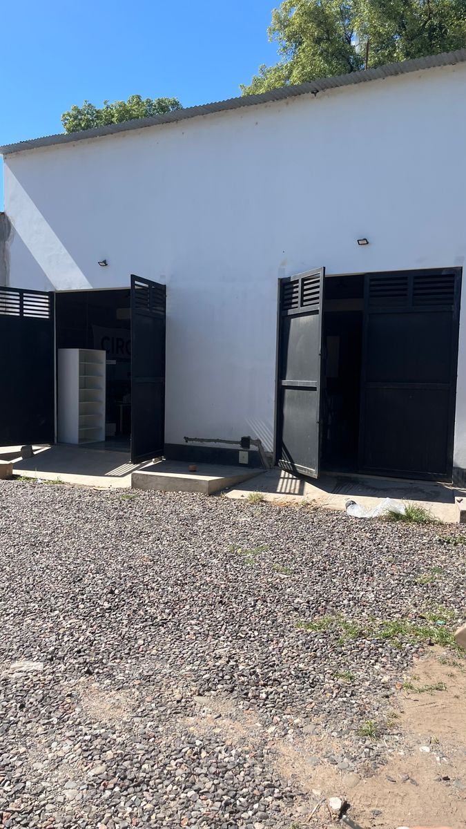 VENTA DOS GALPONES CONTIGUOS EN YERBA BUENA - 18