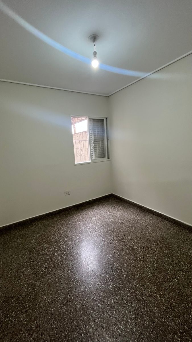 VENDO DEPARTAMENTO DOS DORMITORIOS SOBRE AVENIDA SARMIENTO — foto 9