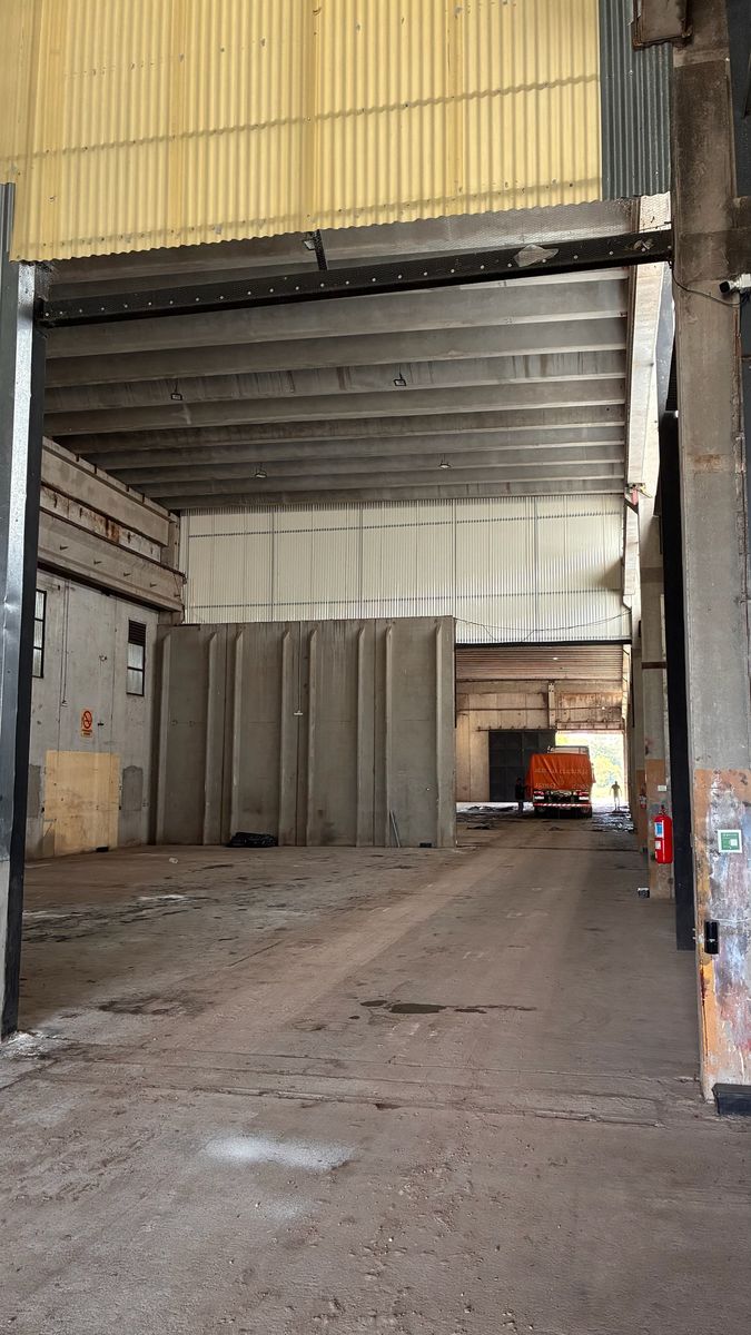GALPON EN ALQUILER DE 2500 m2 CUBIERTOS EN LOS AGUIRRES - 2