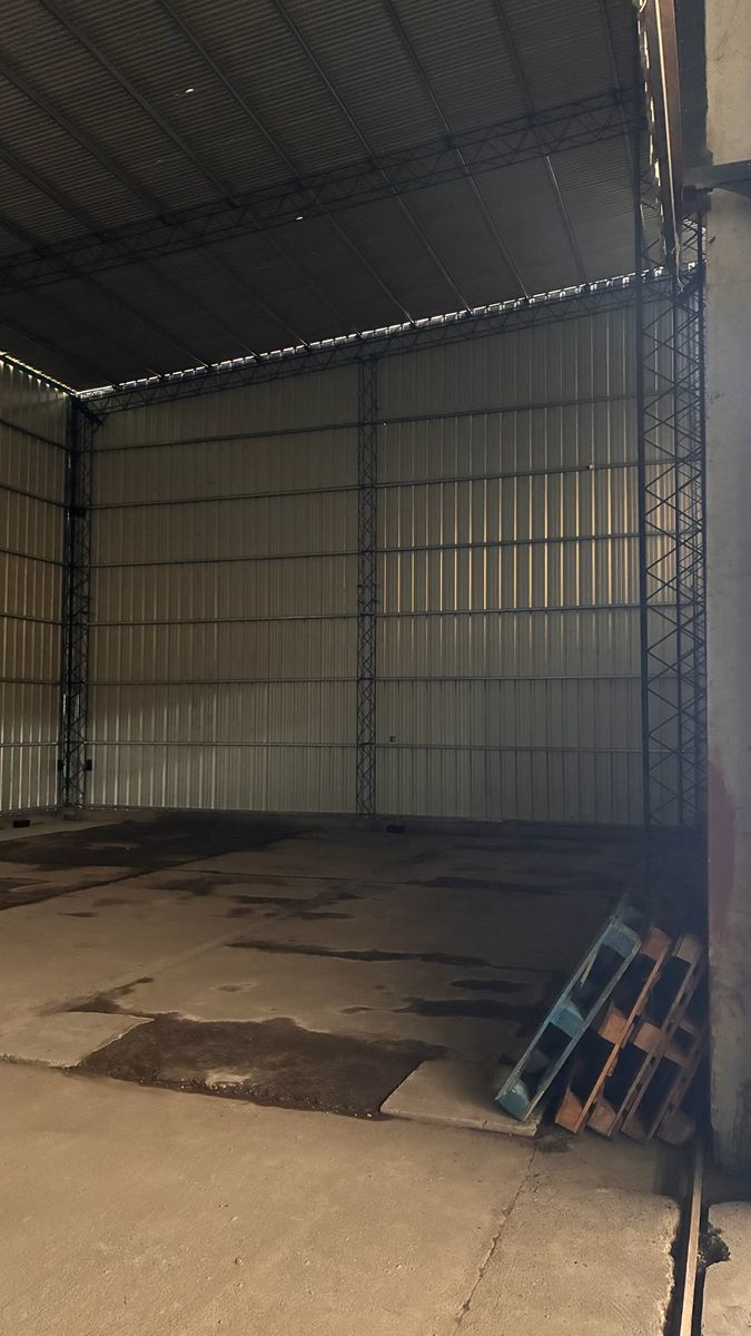 GALPON EN ALQUILER DE 2500 m2 CUBIERTOS EN LOS AGUIRRES - 6