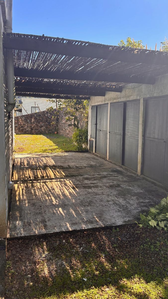 EN VENTA CASA 3 DORMITORIOS AMOBLADA EN LA SALA - 6