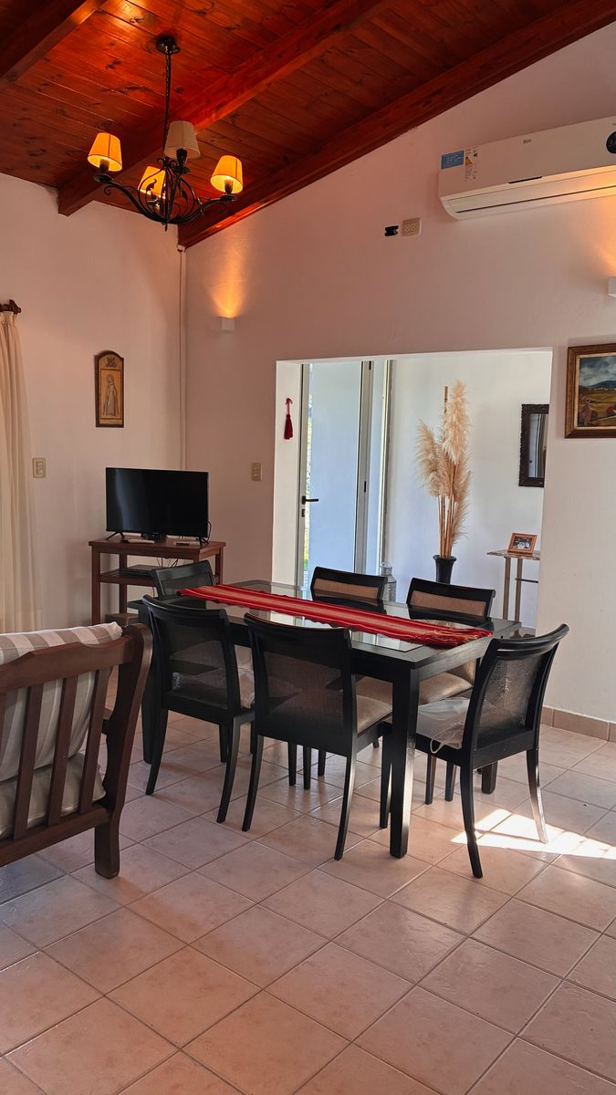 EN VENTA CASA 3 DORMITORIOS AMOBLADA EN LA SALA - 12