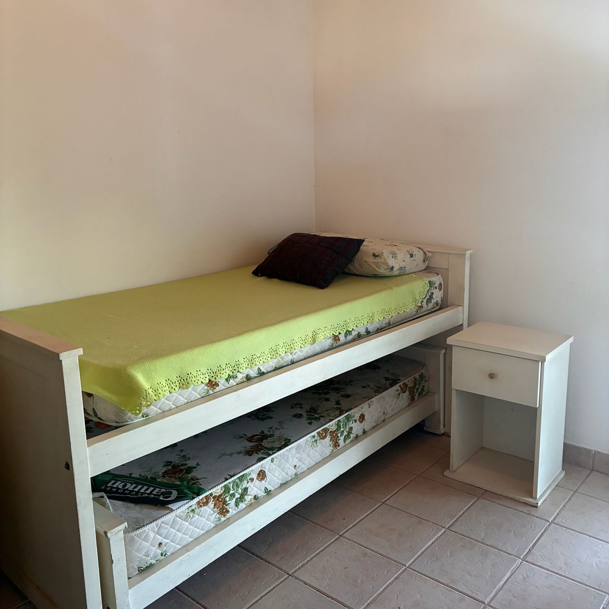 EN VENTA CASA 3 DORMITORIOS AMOBLADA EN LA SALA - 16