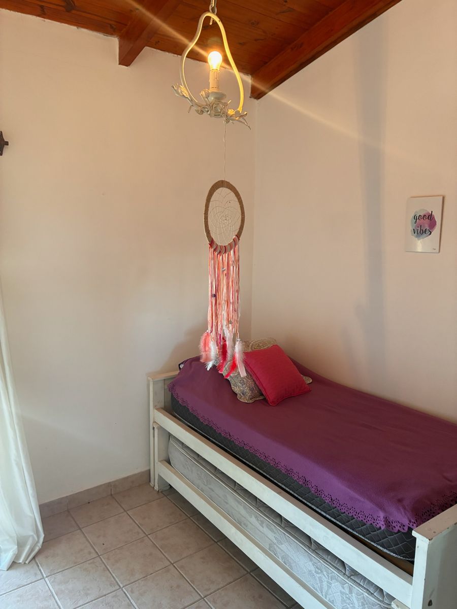 EN VENTA CASA 3 DORMITORIOS AMOBLADA EN LA SALA - 18