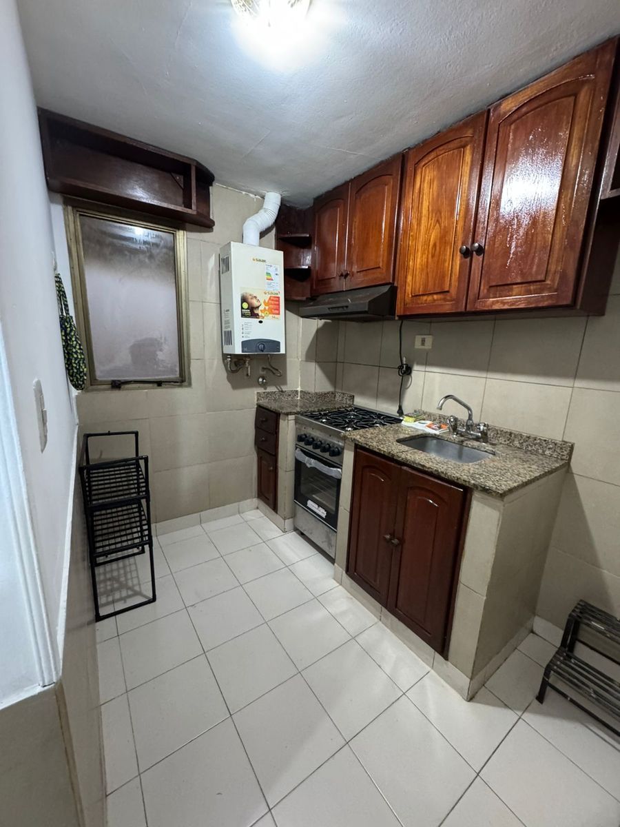 EN VENTA DEPARTAMENTO DOS DORMITORIOS EN BARRIO SUR - 2