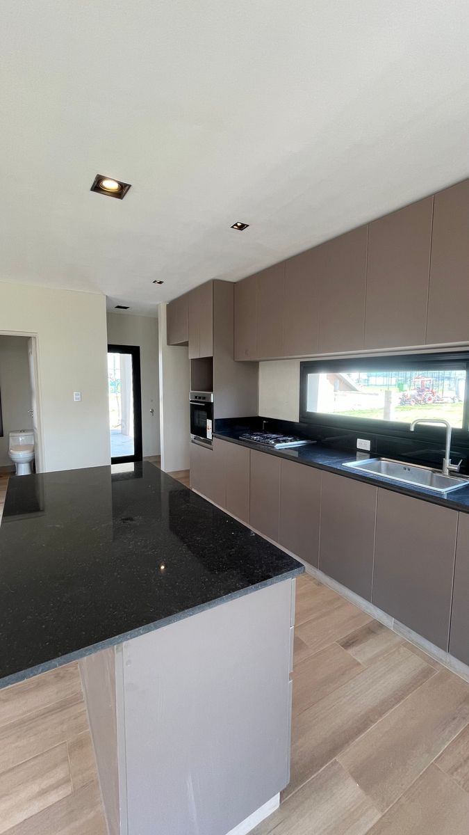 ALQUILER CASA 3 DORMITORIOS EN COUNTRY VIENTO SUR — foto 4