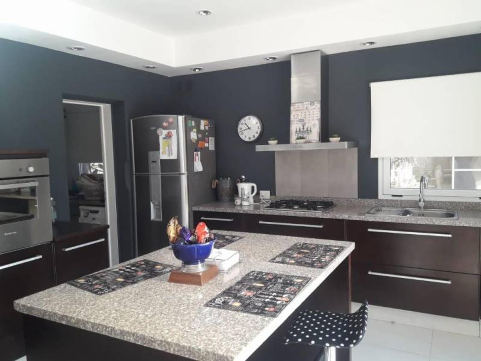 HERMOSA CASA en LOS CARDALES COUNTRY GOLF — foto 6