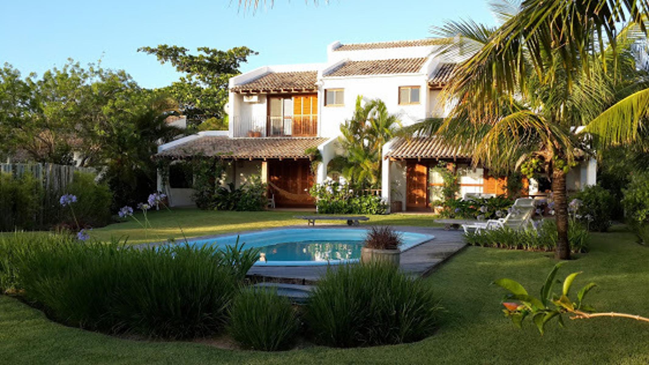 Excelente Casa en LAGOINHA ANTARES CLUB para 14 huéspedes, 360m2, 6 habitaciones, 2 en suite, piscina, 1600m2 de parque.