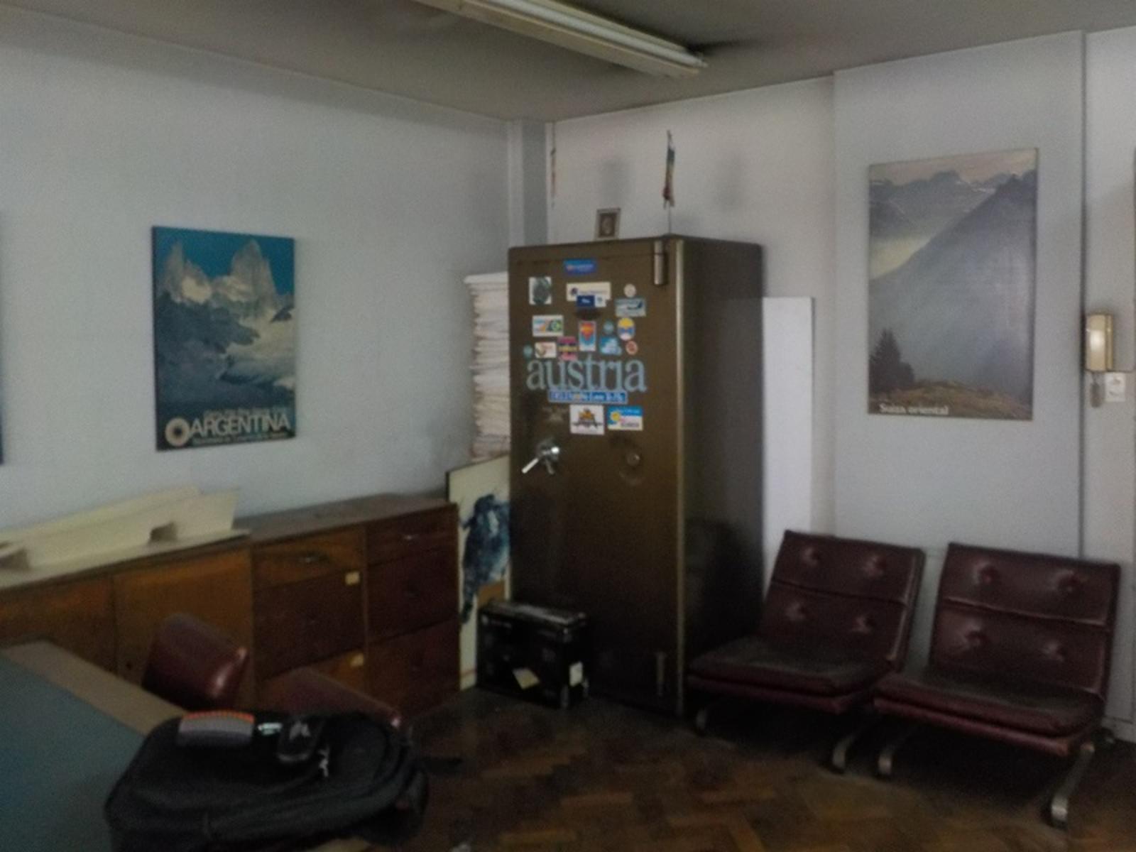 Oficina en venta 45m2 con 4 despachos en excelente ubicación - 9