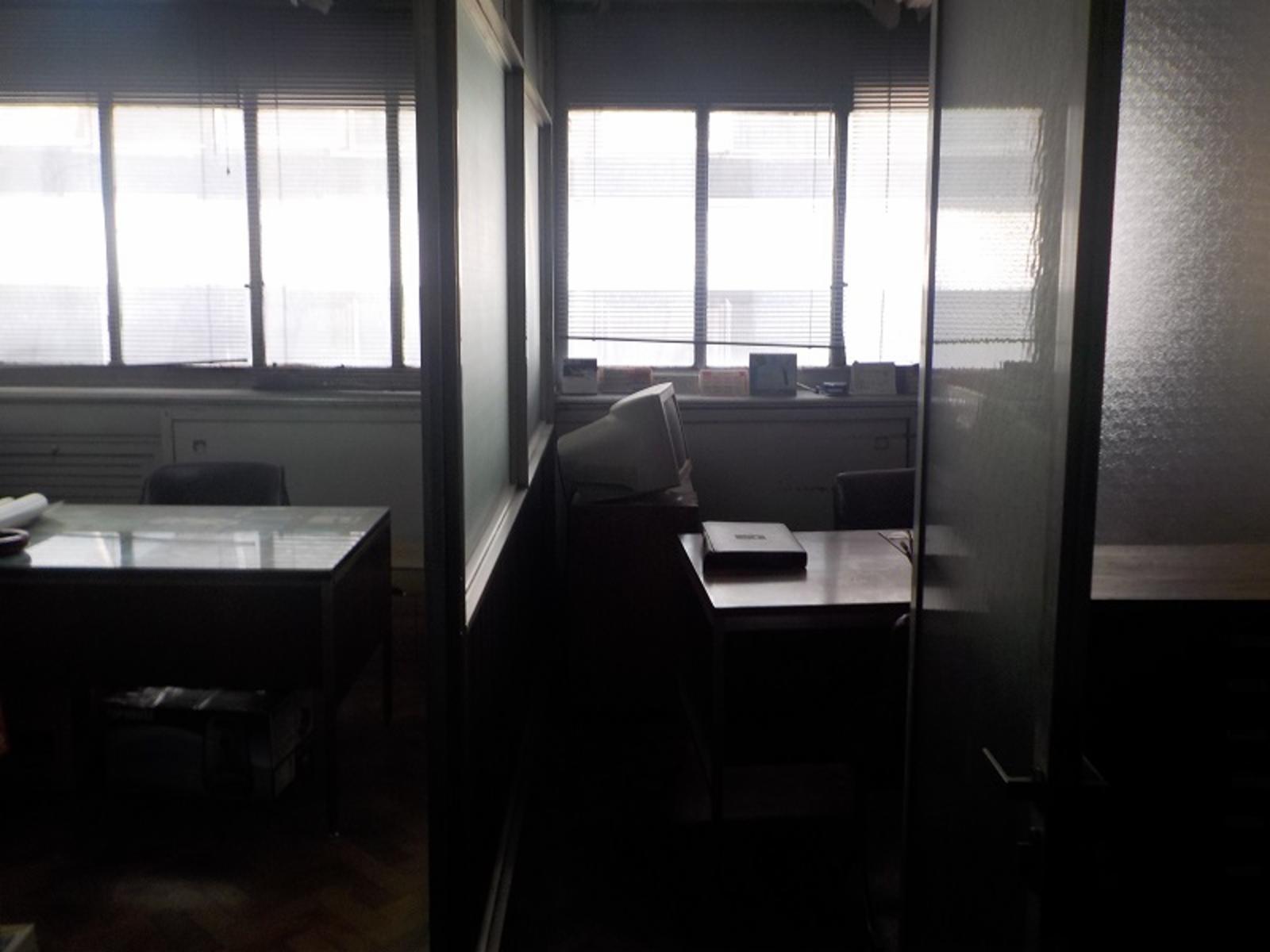 Oficina en venta 45m2 con 4 despachos en excelente ubicación - 14