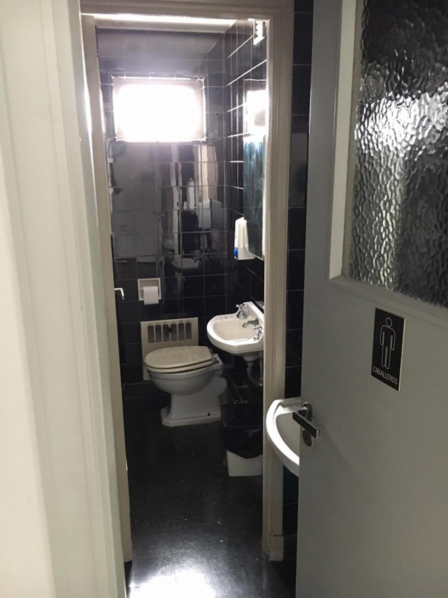 Oficina en venta 134m2 con 4 despachos en excelente ubicación - 6