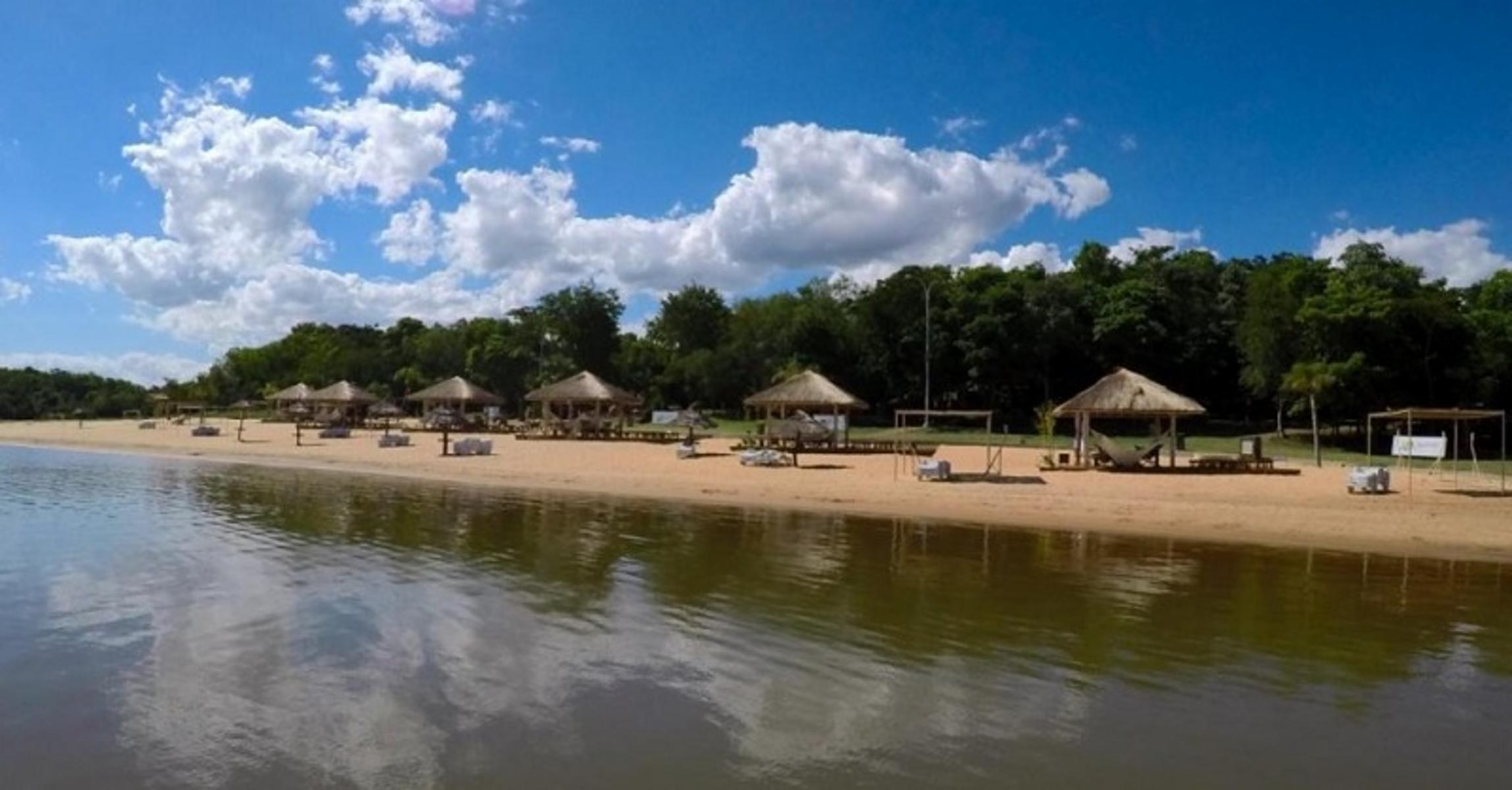 Casa en Club de Campo Aguavista en Paraguay, Para Inversión, 210 m², 3 Habitaciones, 3 Baños — foto 12