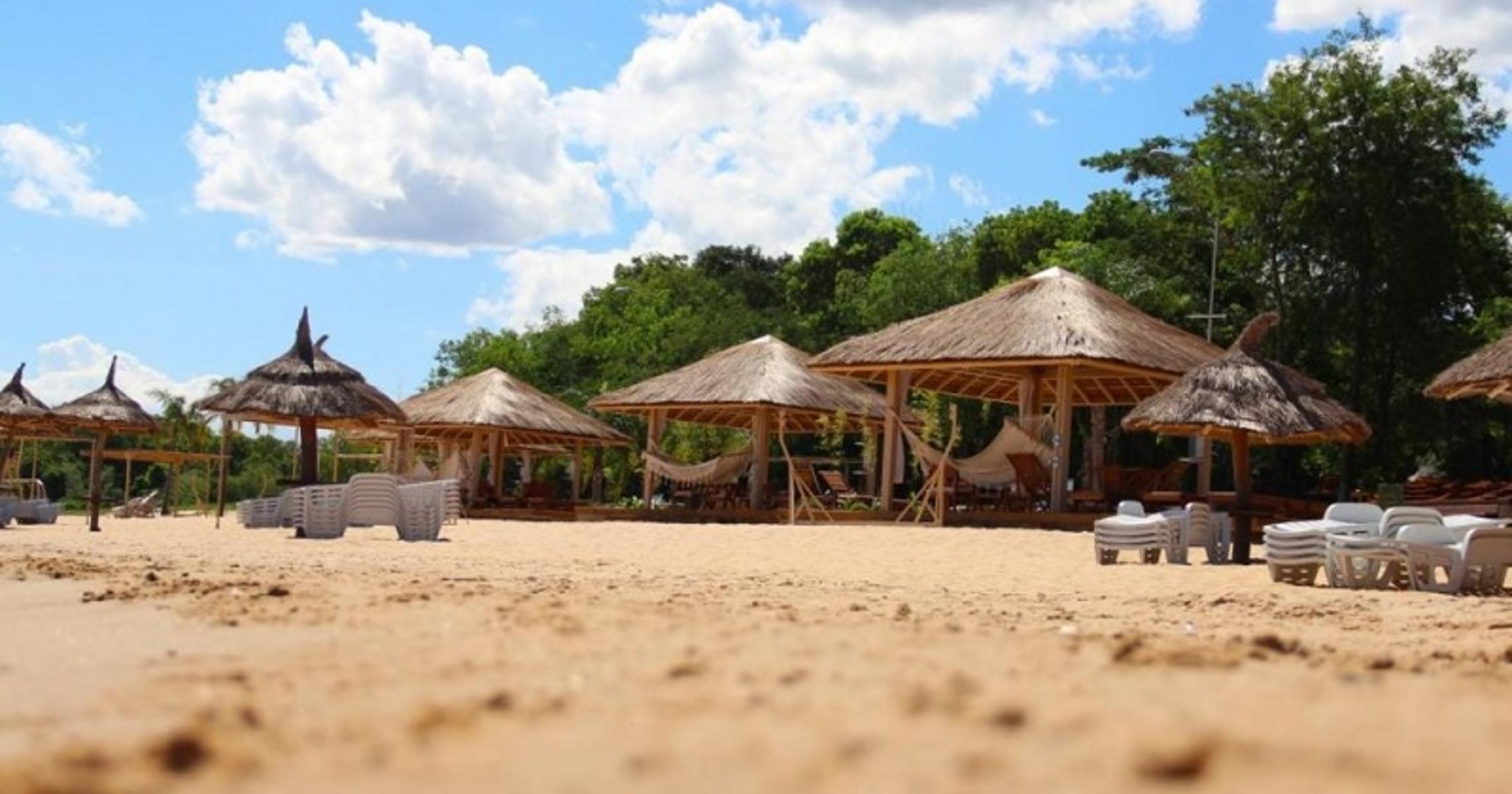 Casa en Club de Campo Aguavista en Paraguay, Para Inversión, 210 m², 3 Habitaciones, 3 Baños — foto 13
