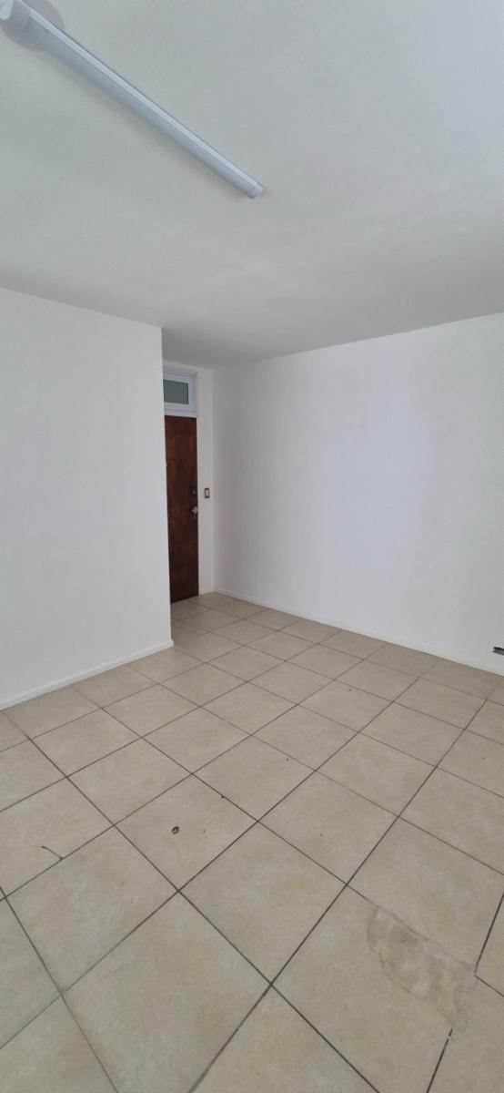 Alquilo Hermosa Oficina de 32 m² en Perfecto Estado en El Corazón del Microcentro - 3