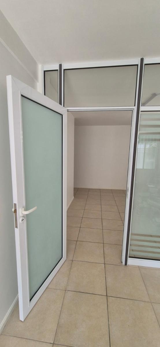 Alquilo Hermosa Oficina de 32 m² en Perfecto Estado en El Corazón del Microcentro - 13