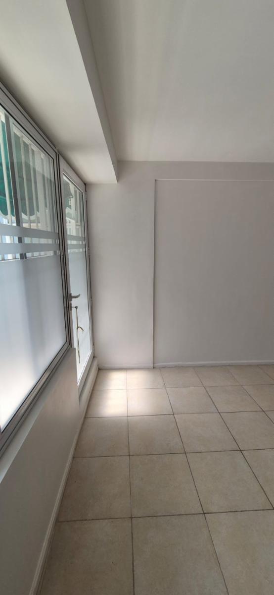 Alquilo Hermosa Oficina de 32 m² en Perfecto Estado en El Corazón del Microcentro - 18