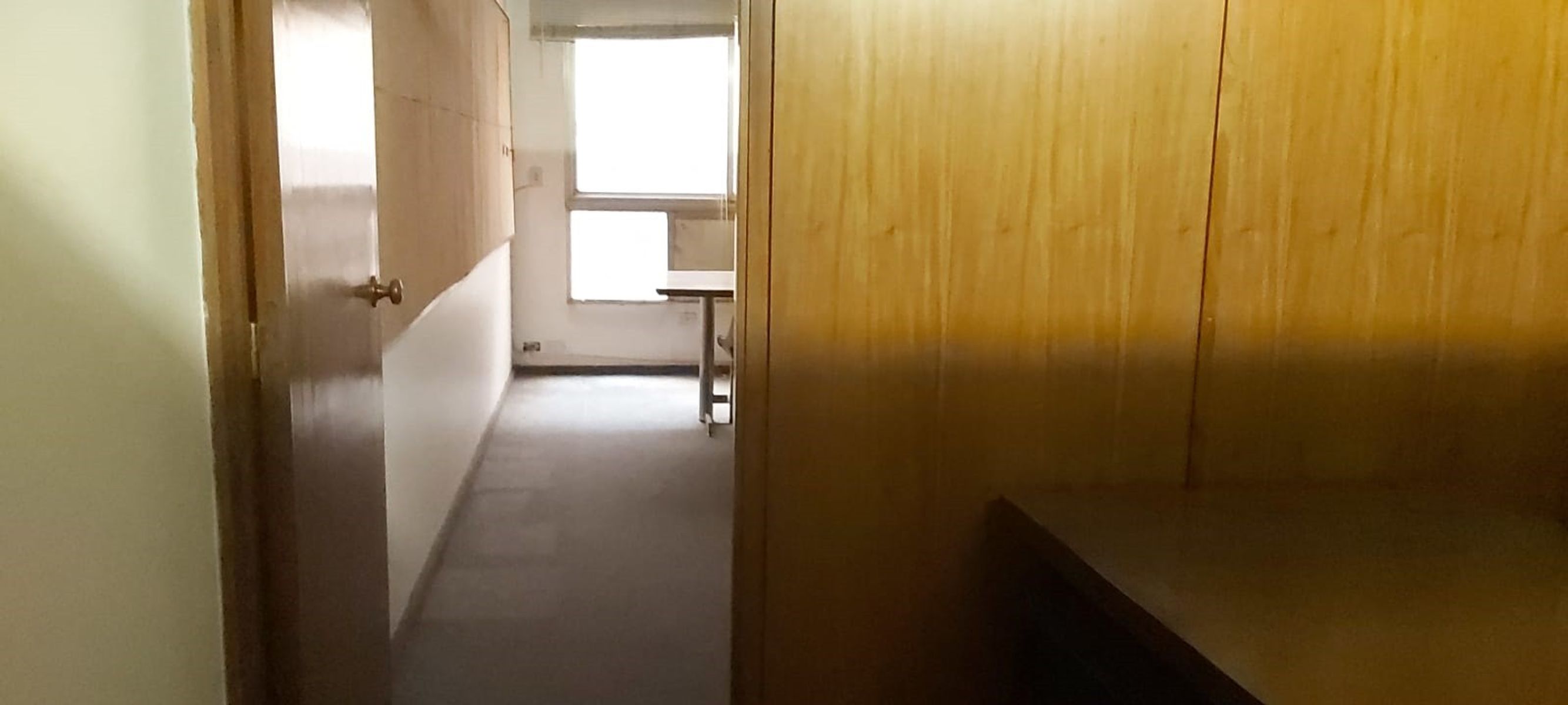 Oficina Comercial de 28 m² Amoblada Se Alquila