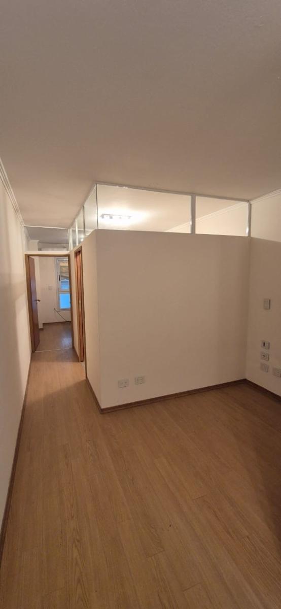 Hermosa Oficina de 27 m² en alquiler en Perfecto Estado en El Corazóndel Microcentro - 15