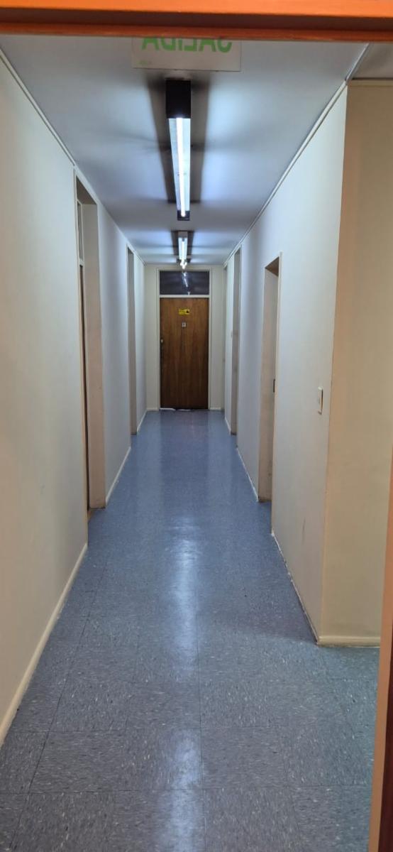 Hermosa Oficina de 27 m² en alquiler en Perfecto Estado en El Corazóndel Microcentro - 20