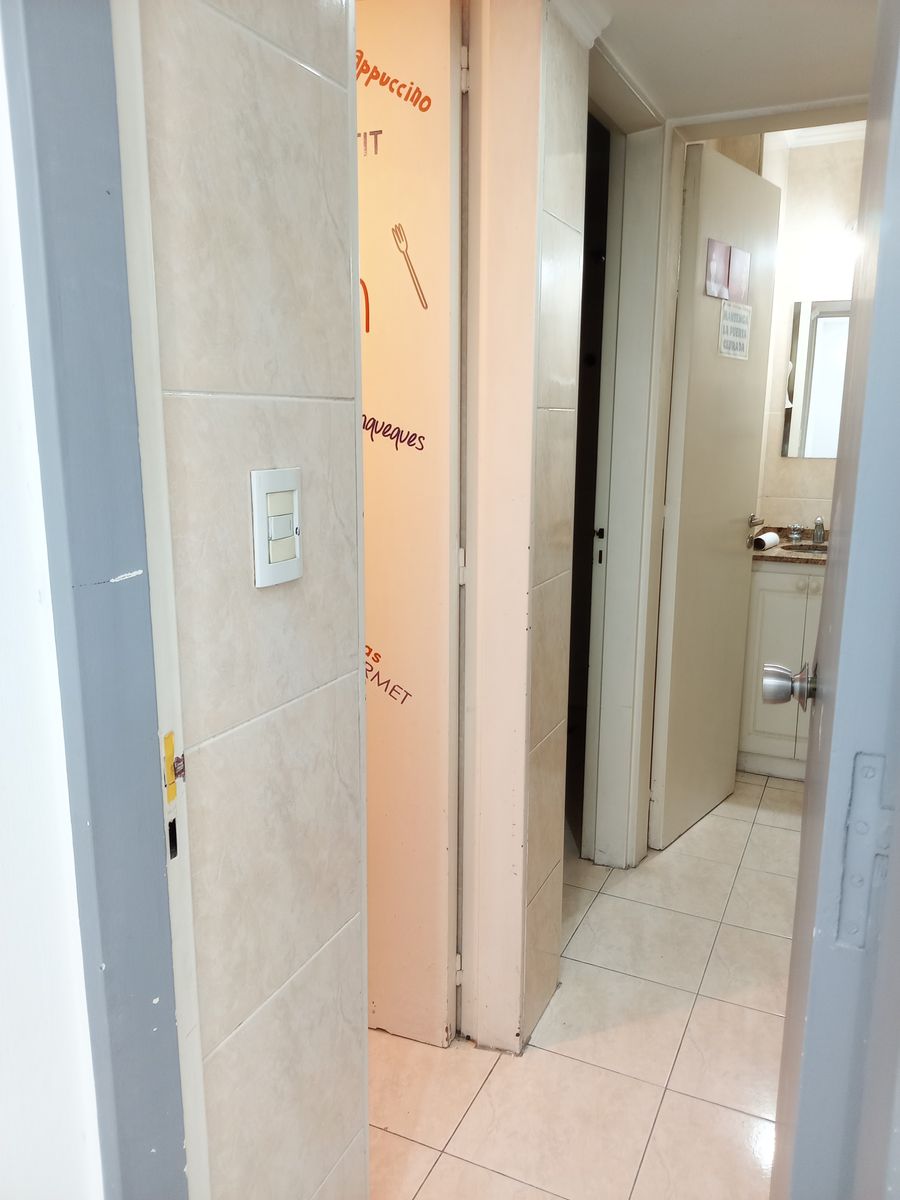 Oficina Comercial en Alquiler 127 m² Excelente Ubicación 6 Ambientes - 23