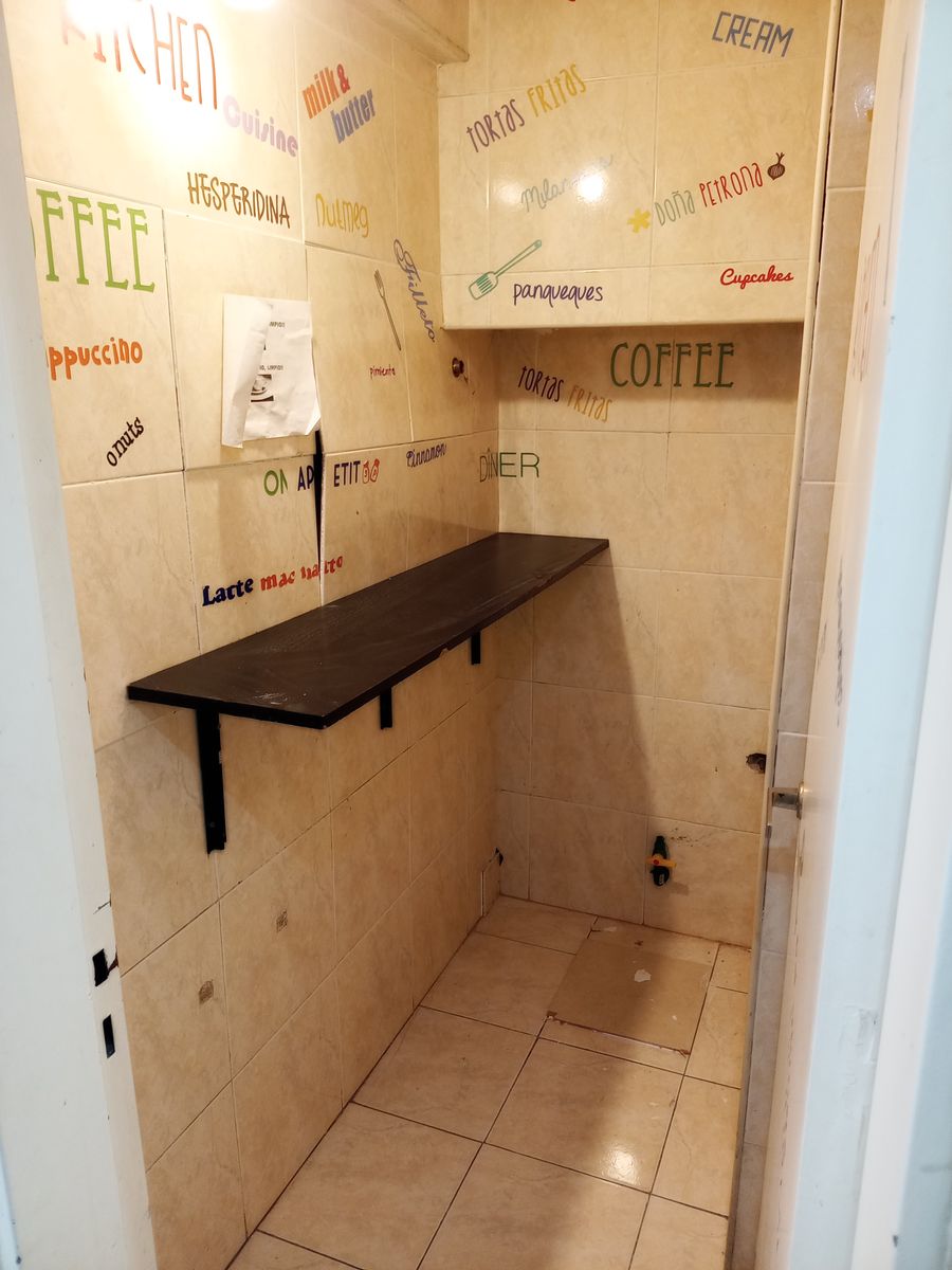 Oficina Comercial en Alquiler 127 m² Excelente Ubicación 6 Ambientes - 25