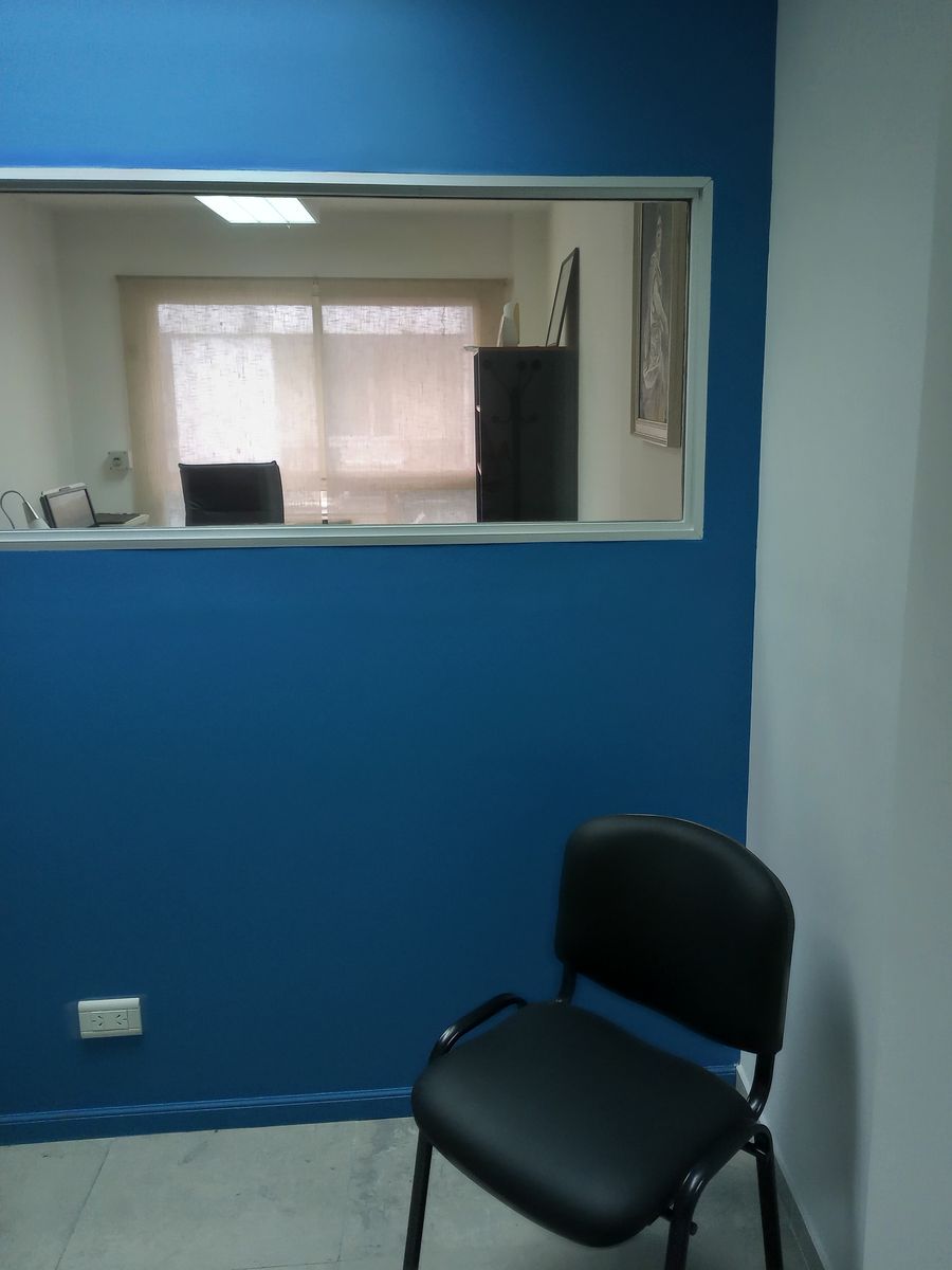 Oficina Comercial de 28 m² en Alquiler Amoblada en Microcentro - 6