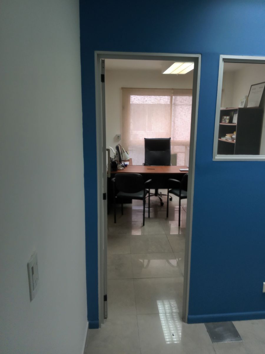 Oficina Comercial de 28 m² en Alquiler Amoblada en Microcentro - 8
