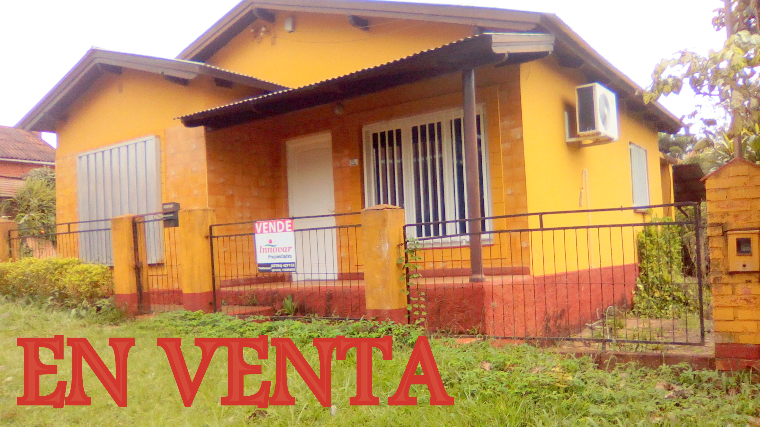 ESPECTACULAR VIVIENDA ZONA RESIDENCIAL CON AMPLIO PATIO - 1