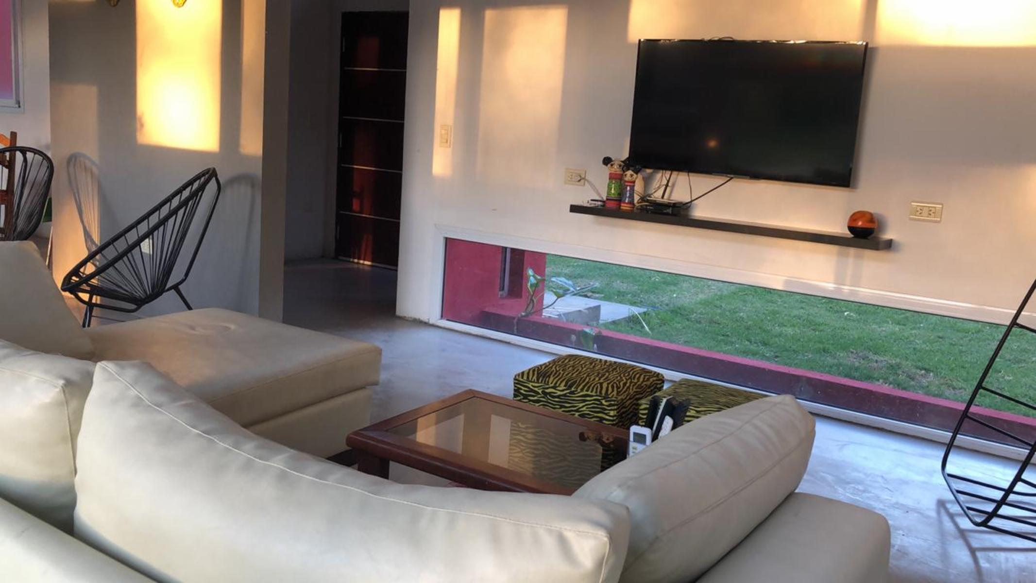Casa · 200m² · 5 Ambientes Pileta Parrilla - 13
