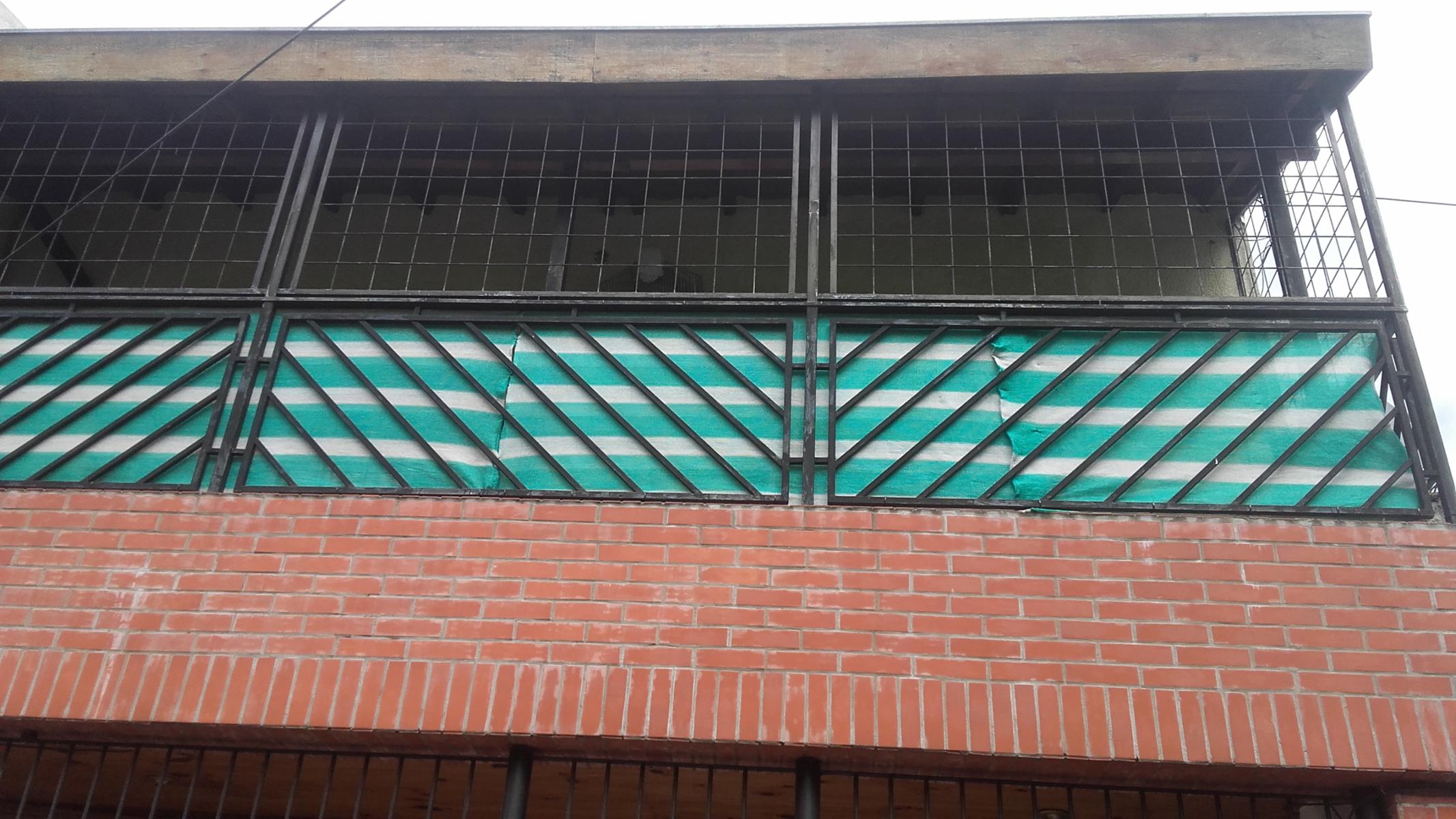 Excelente Propiedad Casa al Frente 4 ambientes Zona Billinghurst — foto 2