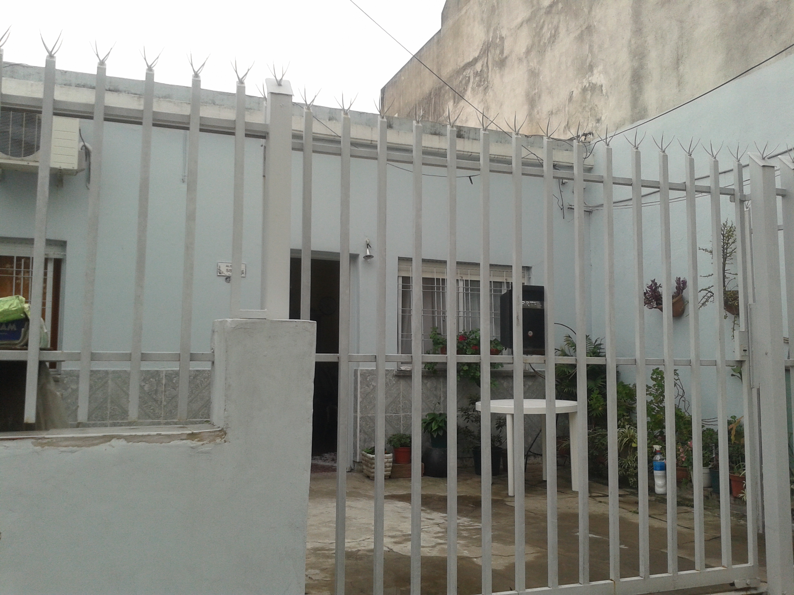 VENTA DE CASA 3 AMB CON ENTRADA DE AUTO