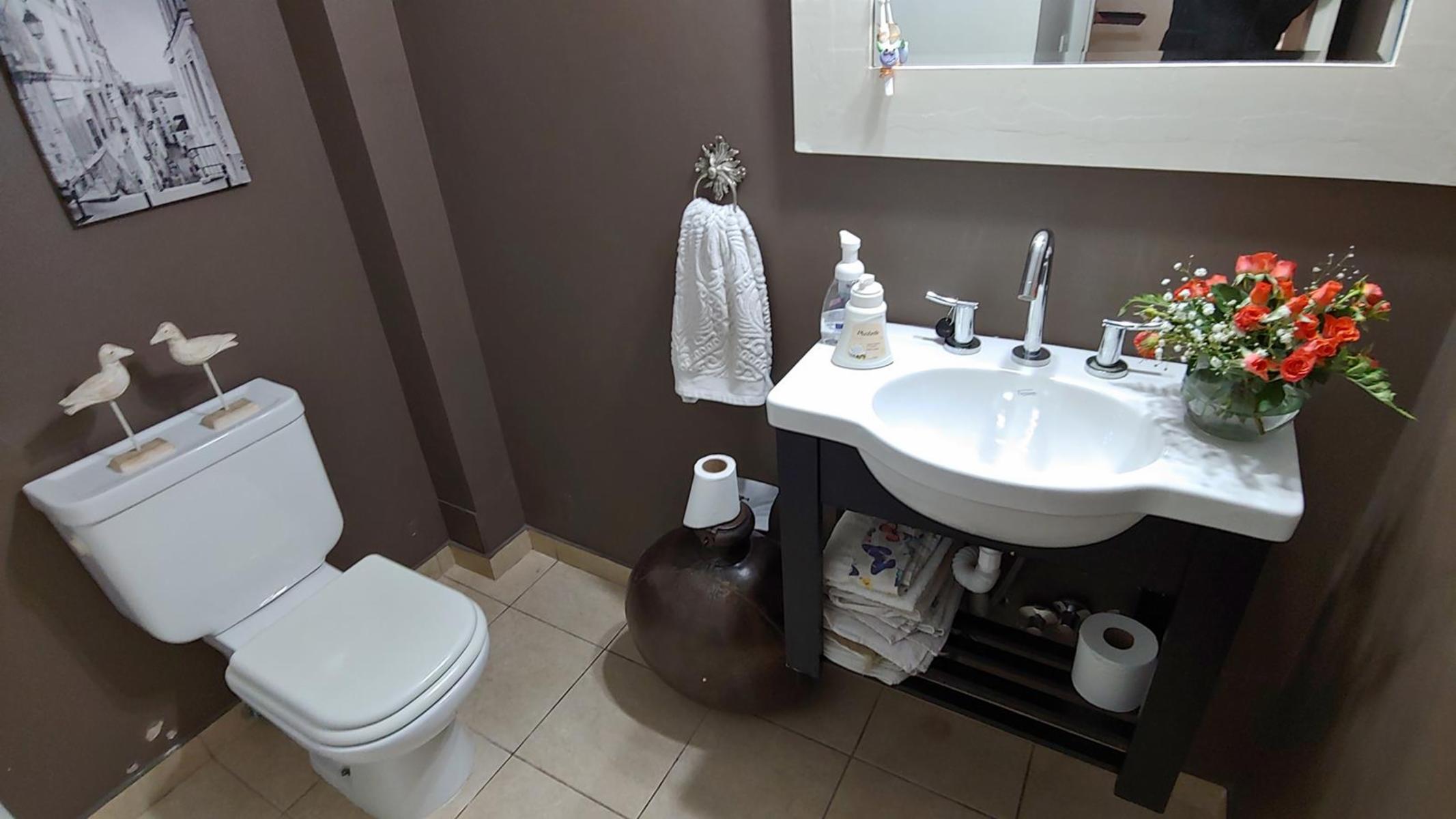 Excelente casa en venta de 4 dormitorios - La Plata — foto 15