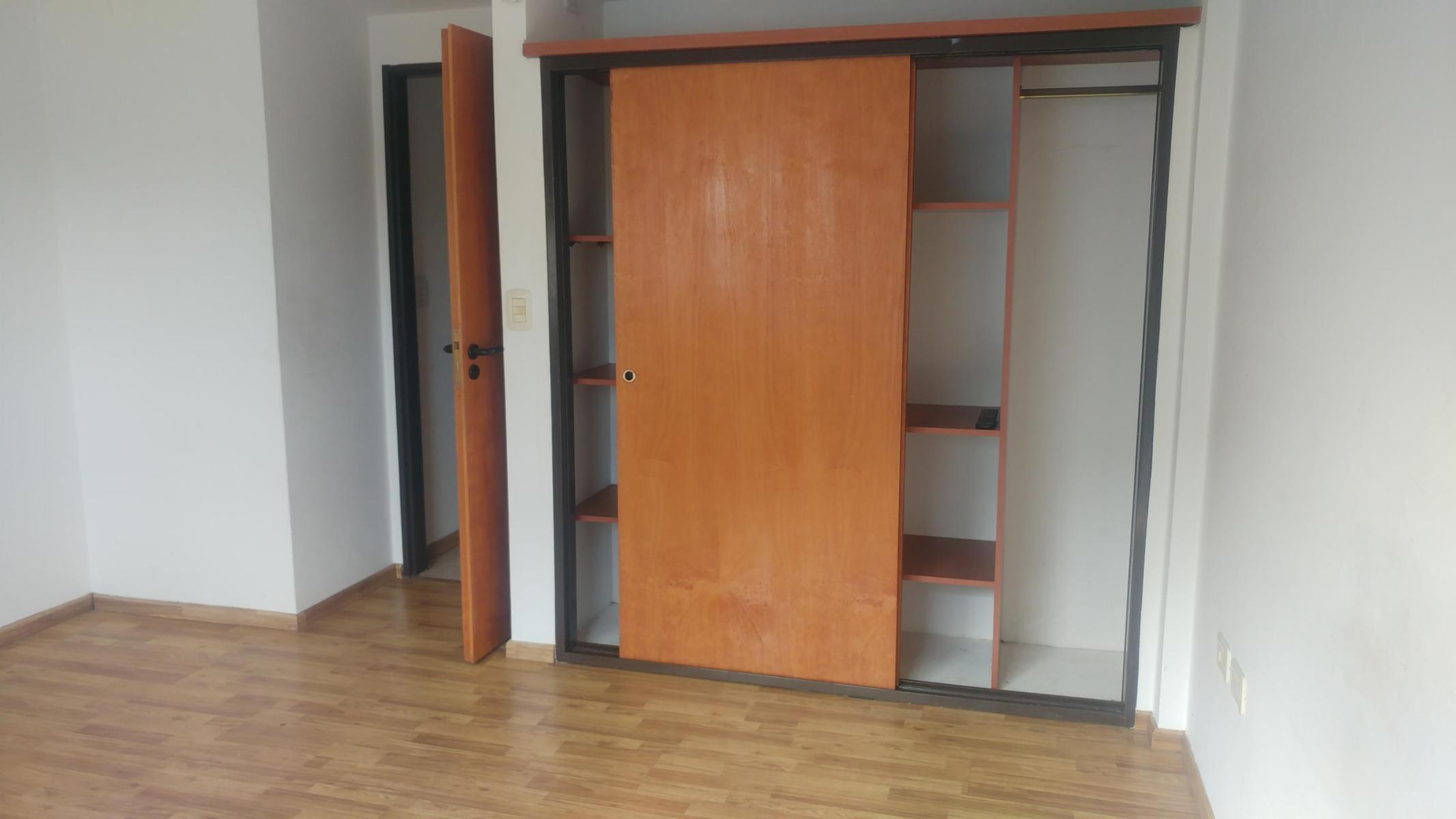 Departamento de 1 dormitorio, moderno con cochera. — foto 7